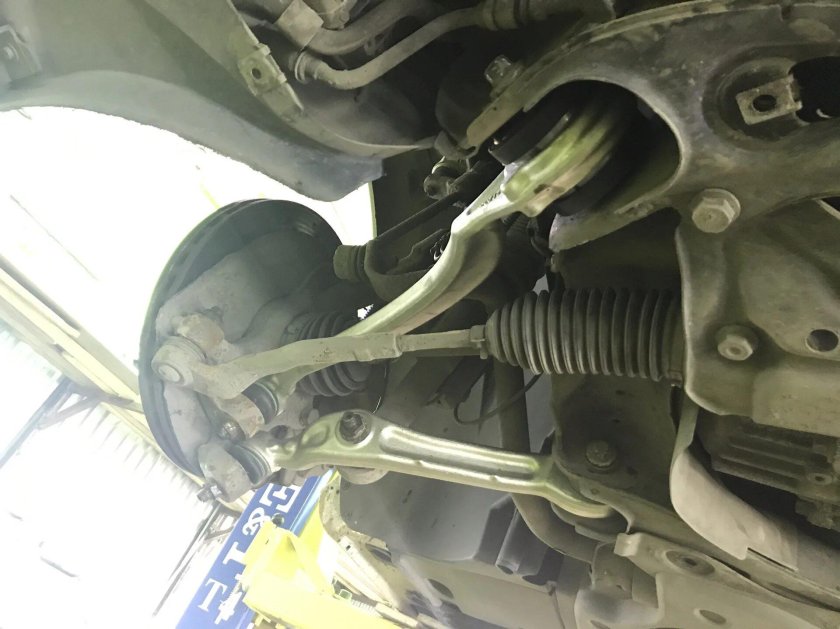 Передняя подвеска Мерседес 221