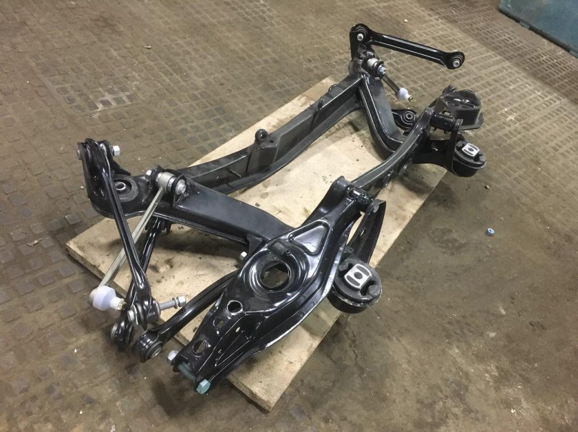 Задняя подвеска Мерседес 190