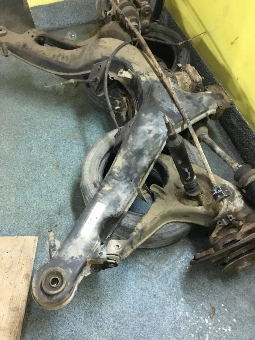 Задняя подвеска Мерседес 126