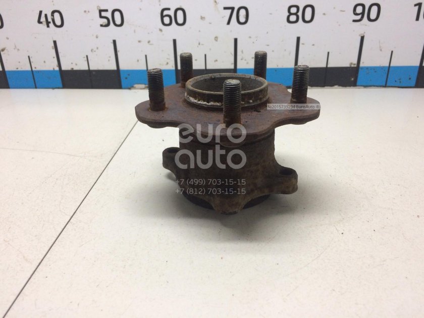 Ступица задняя Ниссан Серена с25