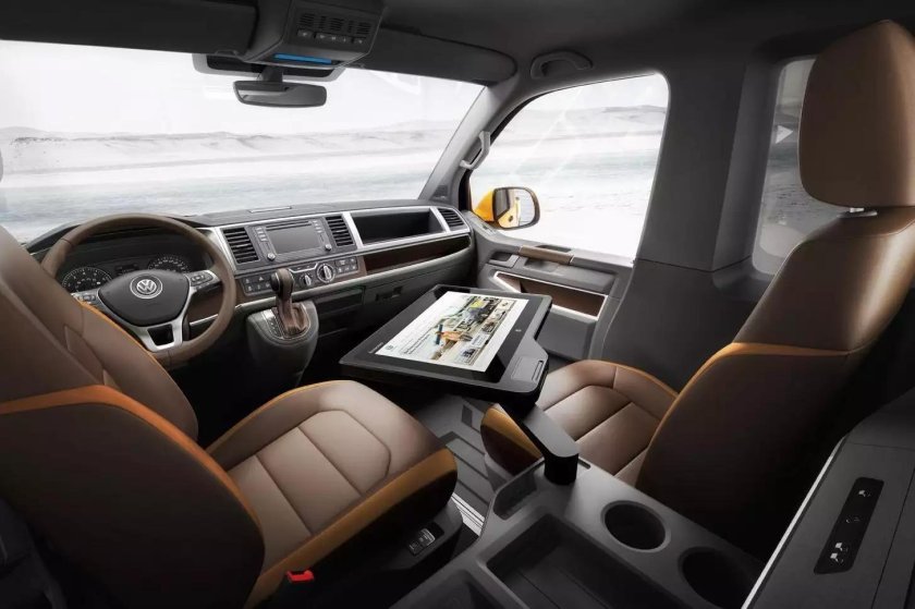 Volkswagen Multivan 2021 салон