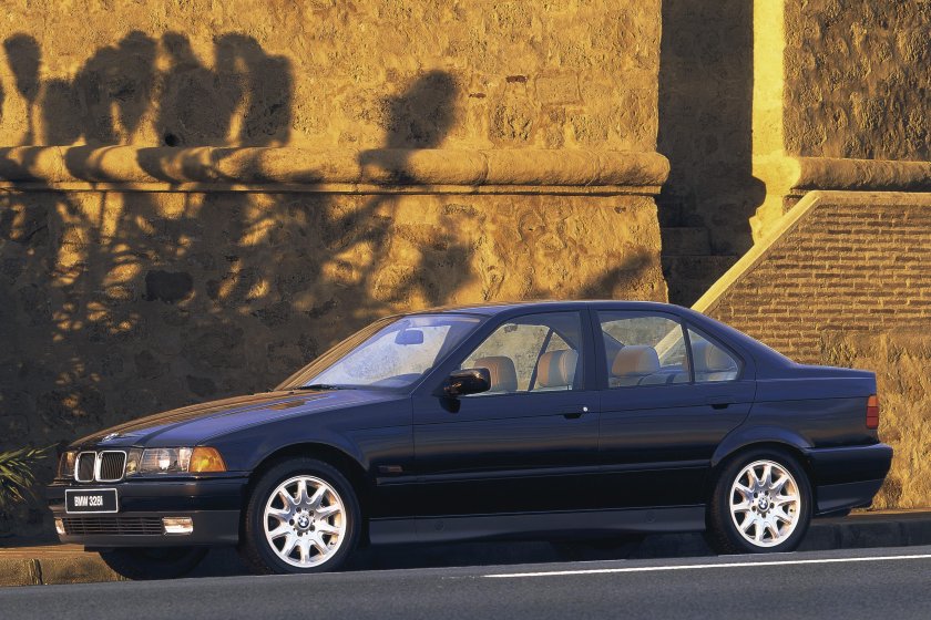 BMW e36 sedan