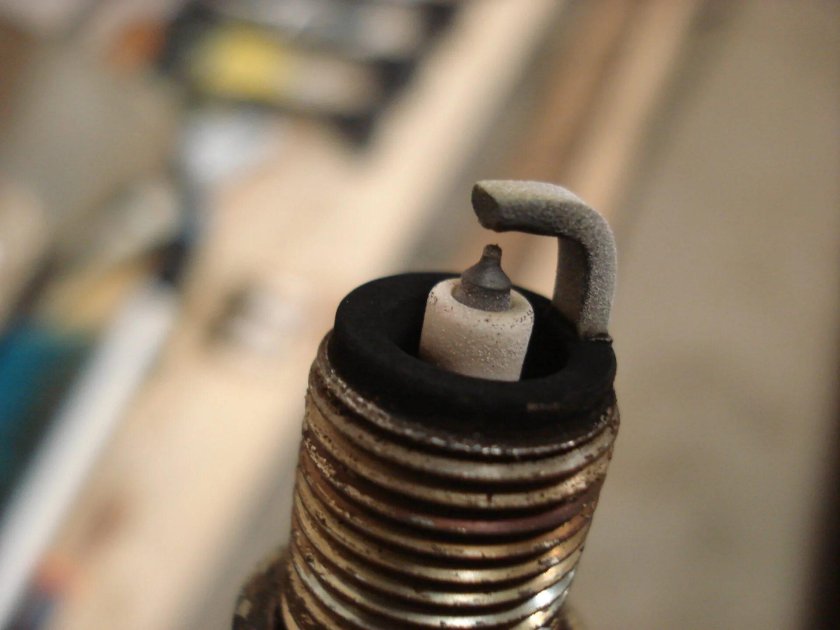 Состояние свечей зажигания по внешнему виду