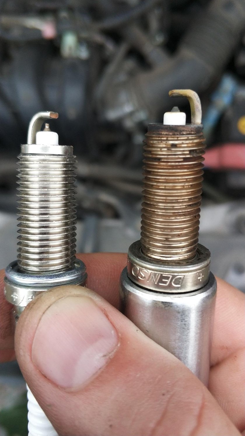 Свечи зажигания автомобильные отработанные