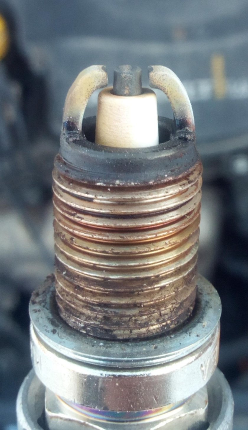 Нормальный цвет свечей зажигания ВАЗ 2109