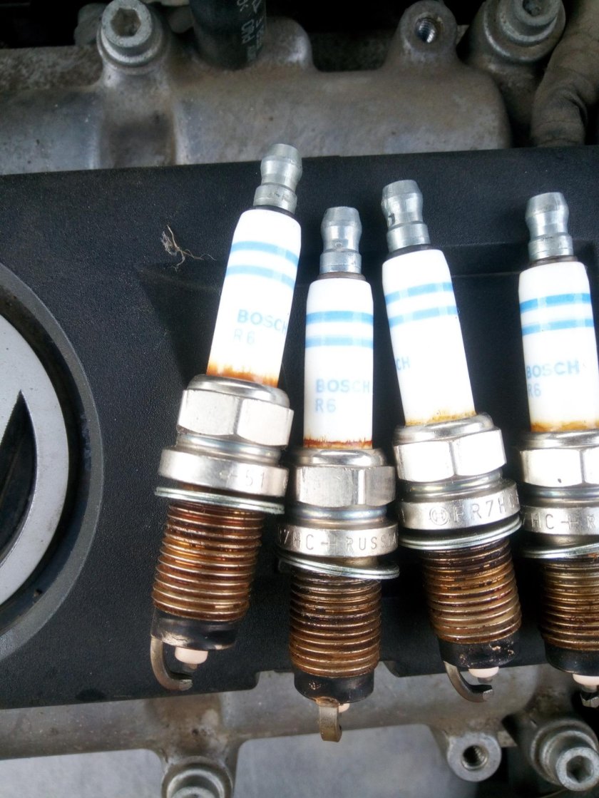 Свечи Bosch r1
