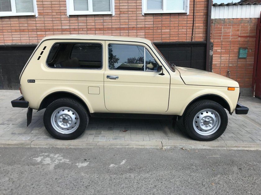ВАЗ 2121 Нива, 1988