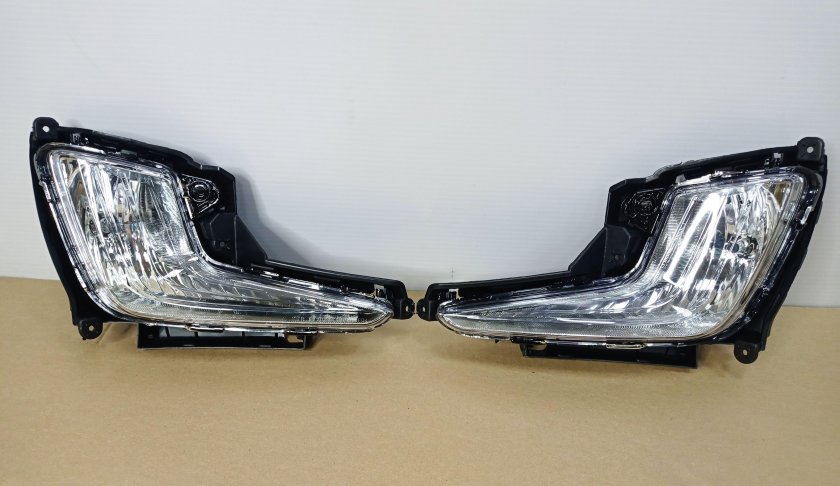 Фара Hyundai-Kia 922024x000