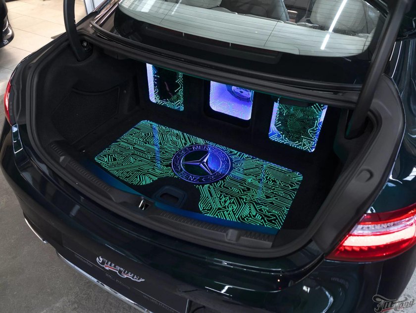 Автозвук в багажнике