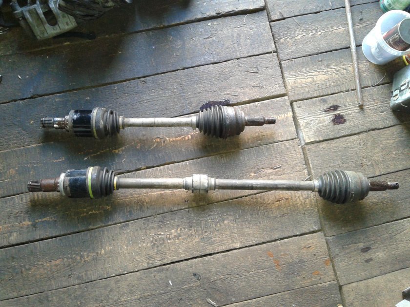 Привод правый Лансер 10