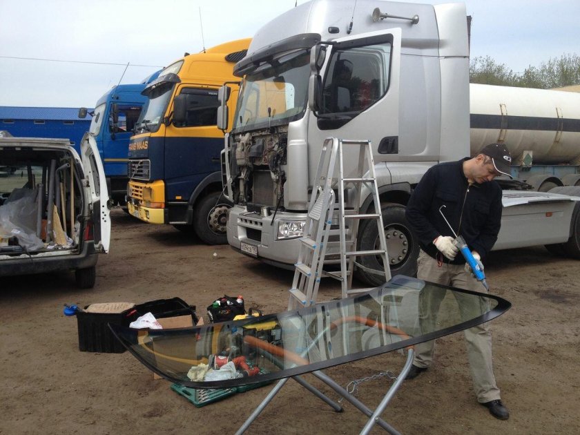 Автостекло 77