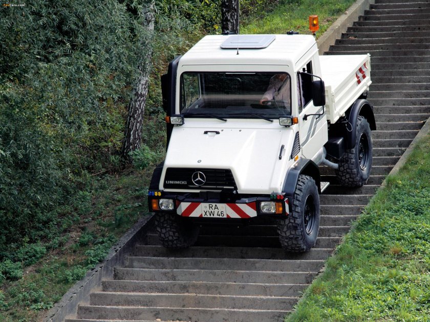 Mercedes Benz Unimog 1980