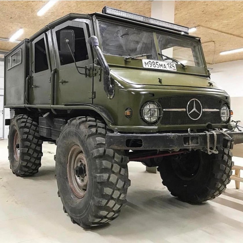 Мерседес Бенц Унимог