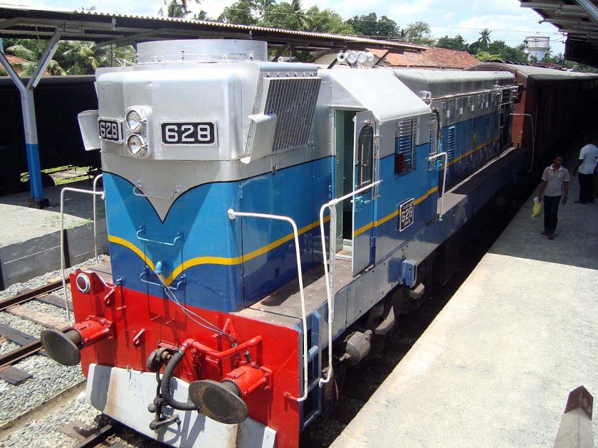 Шри Ланка паровозик