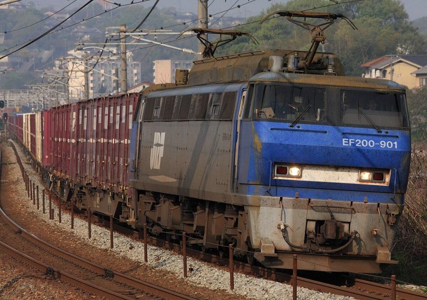 Самый мощный электровоз в России