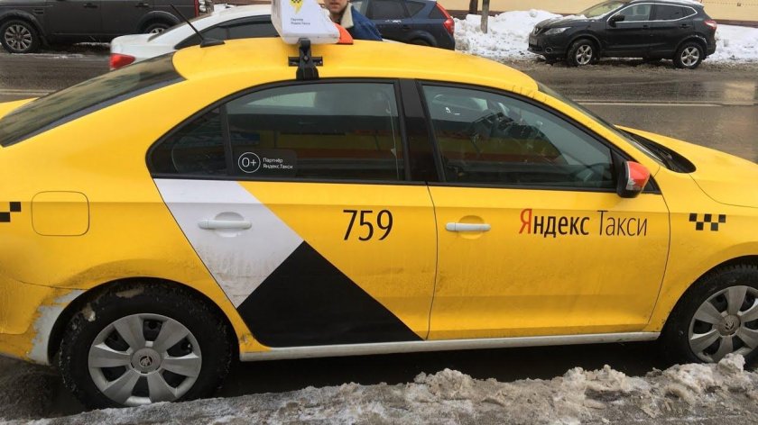 Яндекс такси машины