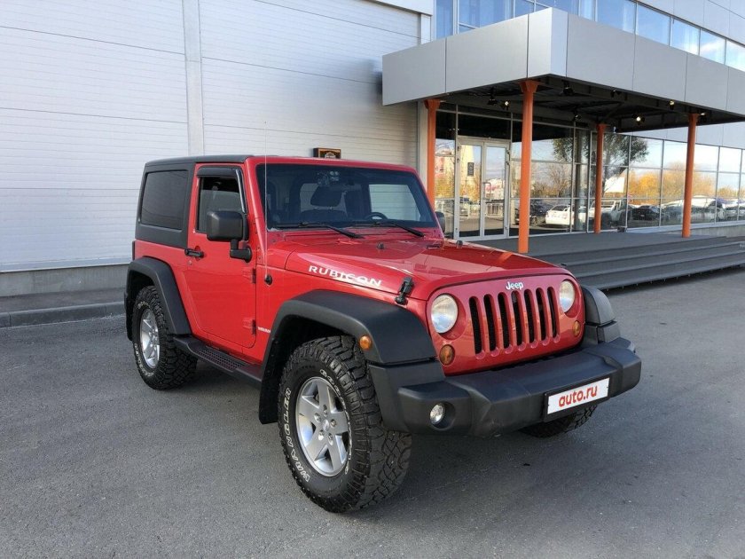 Джип Вранглер 4 дверный