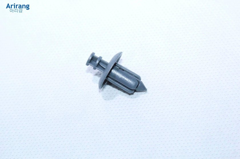 Клипса пистон 94530237 фиксатор двери Дэу Матиз