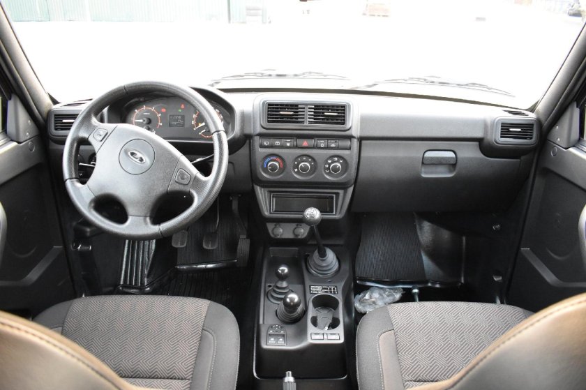 Niva Legend Bronto салон