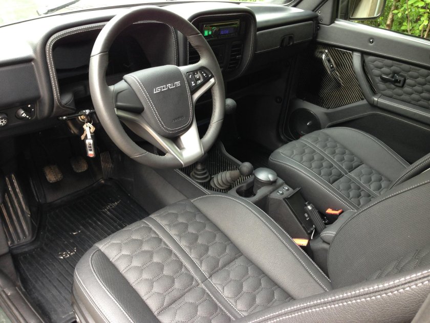 Лада Нива 4х4 Бронто салон