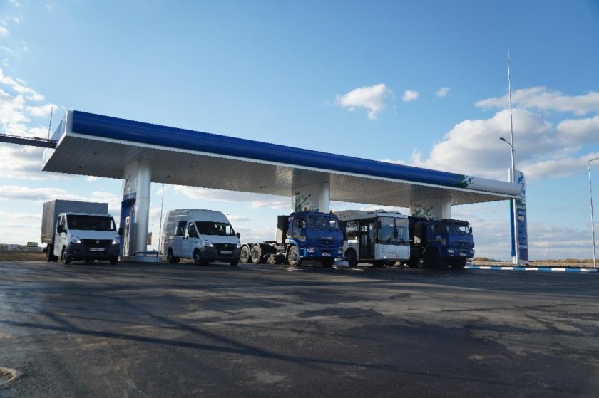 АЗС Газпром газомоторное топливо