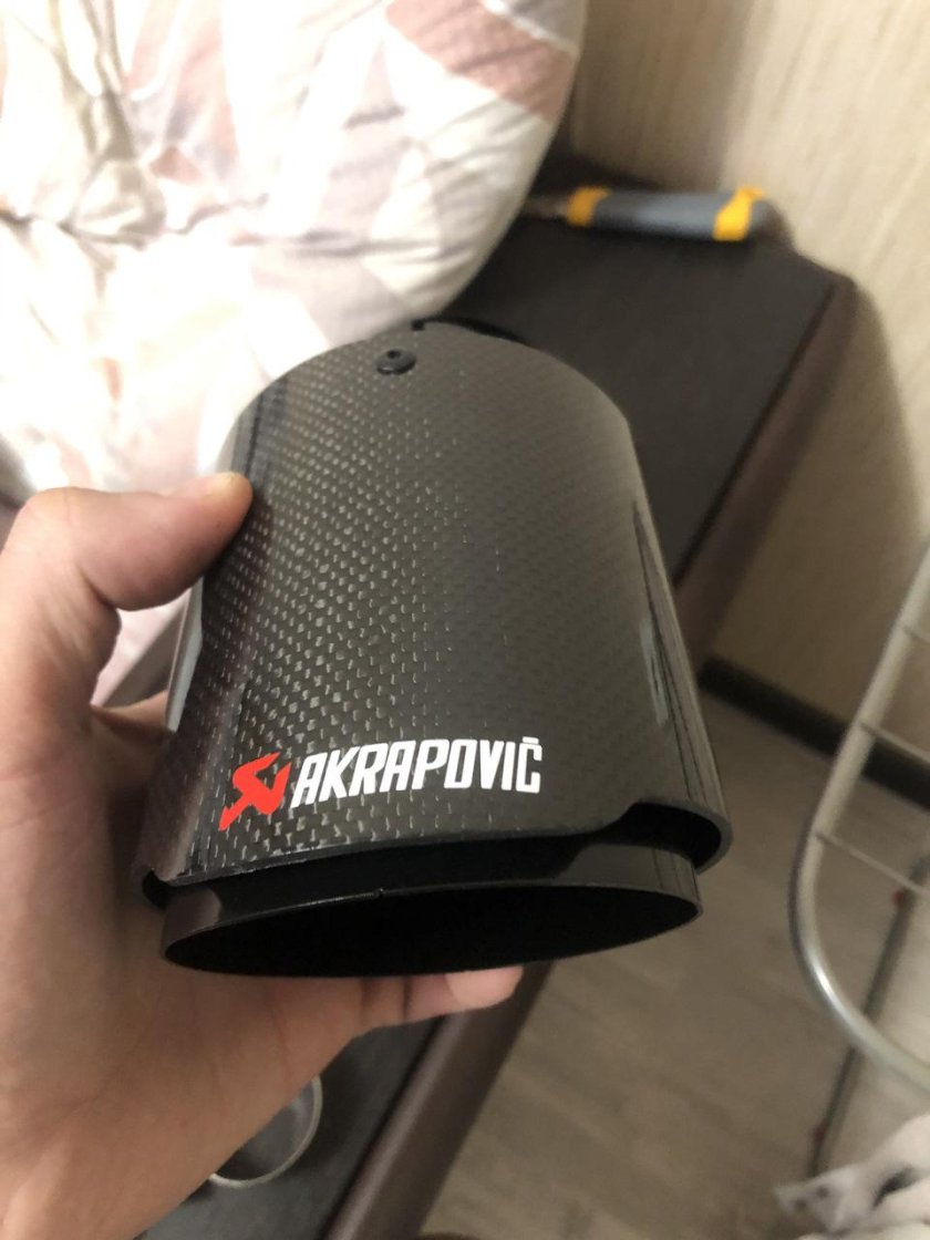 Насадки на глушитель Акрапович Мазда