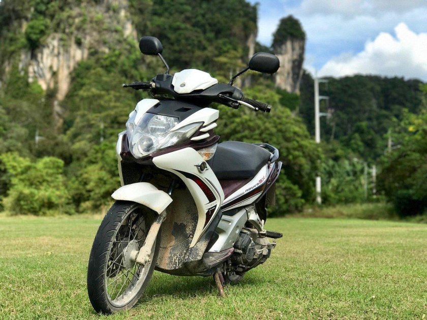 Шри Ланка Мопеды