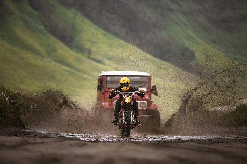 Мотоцикл внедорожник