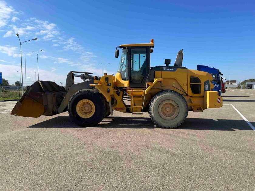 Sem 636d фронтальный погрузчик