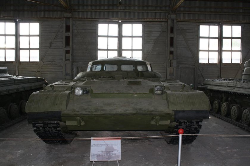 Ракетный танк объект 775