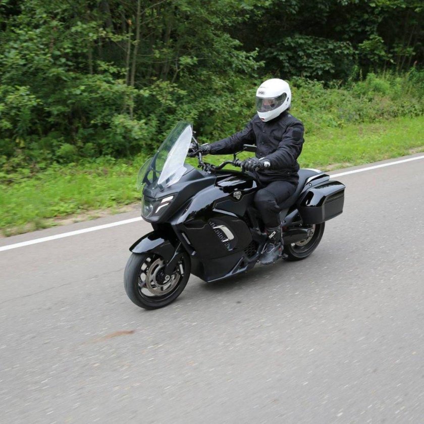 Электрический мотоцикл Аурус