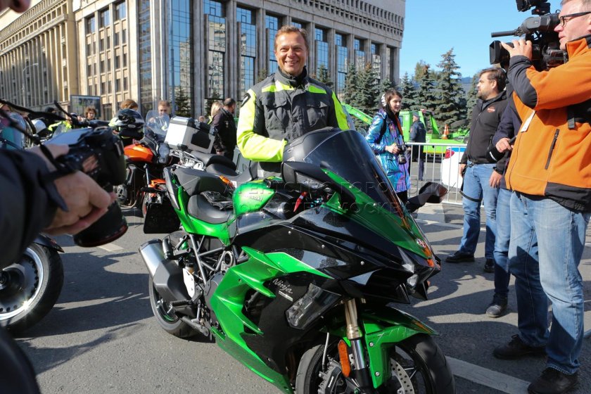 Ликсутов на мотоцикле