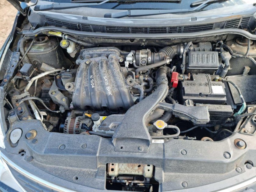 Ниссан Тиида c11 1,6 пробка в блоке двигателя