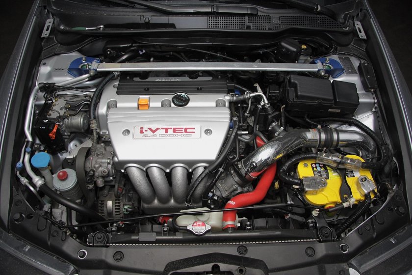 Honda Accord 7 под капотом