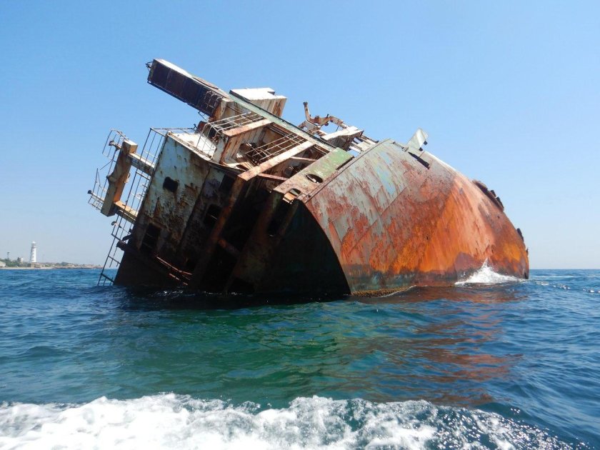 Сухогруз Ибрагим-яким Тарханкут