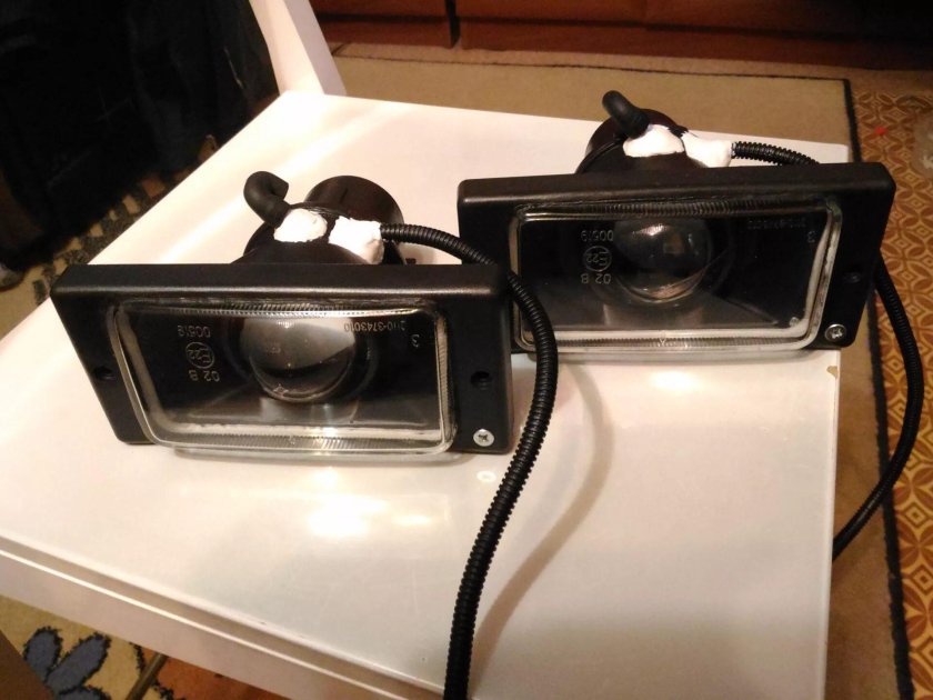 ПТФ С линзой ВАЗ 2110