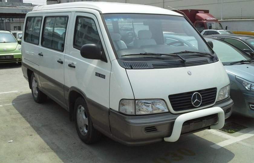 Mercedes mb100 Istana