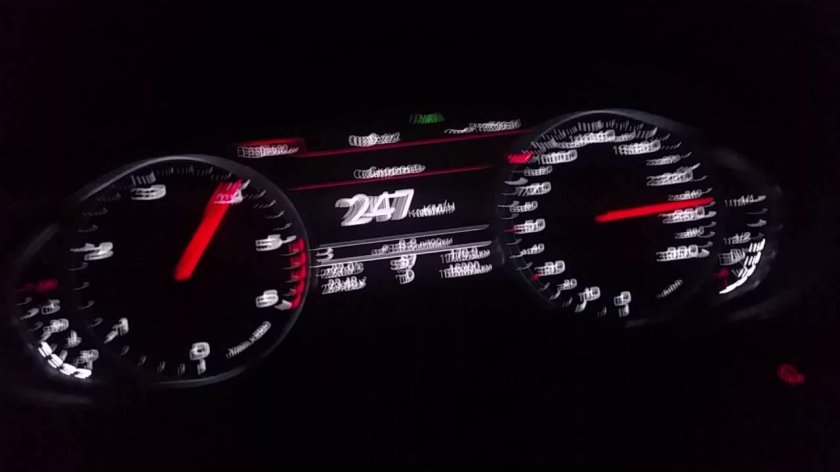 Спидометр 200 км/ч на Ауди