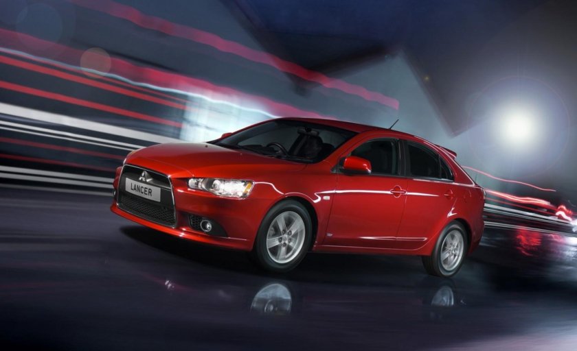 Митсубиси Лансер 12