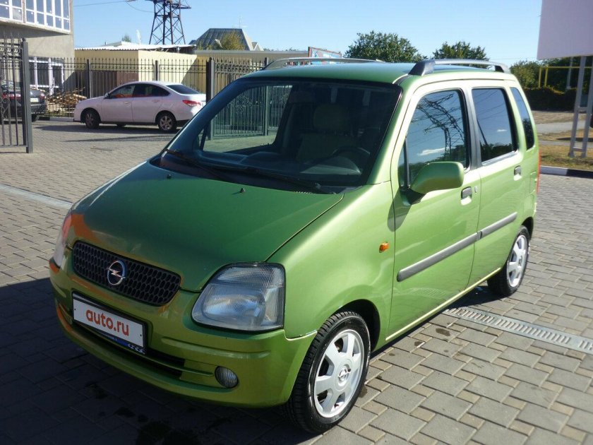 Opel Agila 1