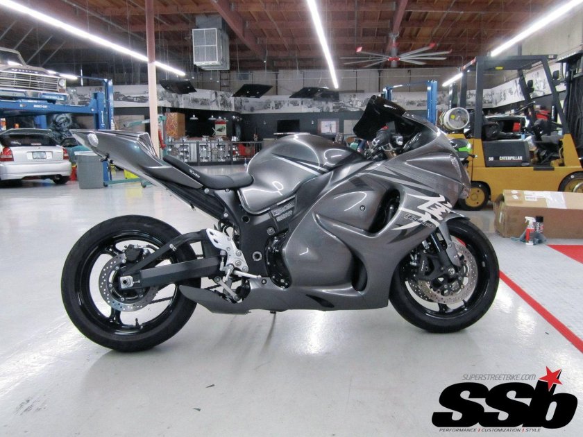 Сузуки Хаябуса 1000