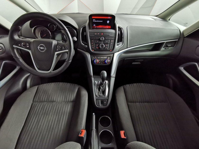 Opel Zafira 2014