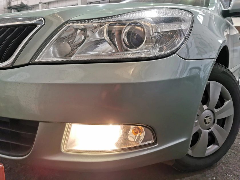 Led ПТФ Шкода Октавия а5 FL