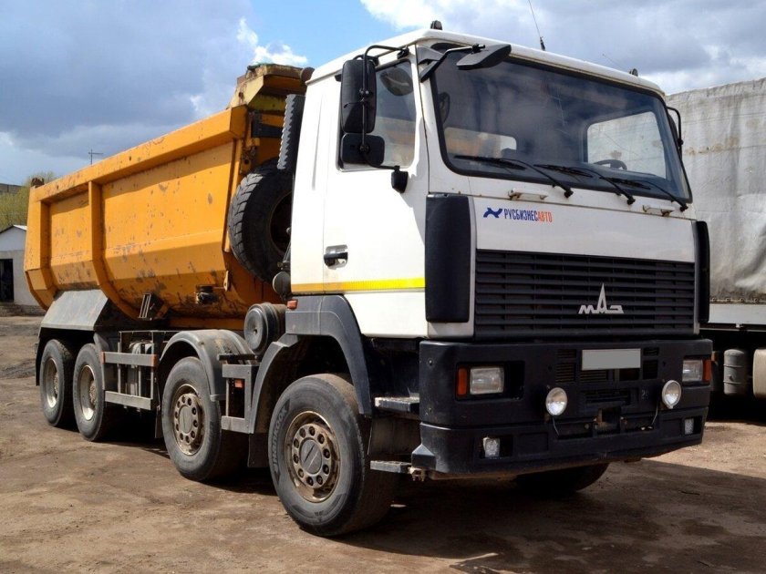 МАЗ 6516
