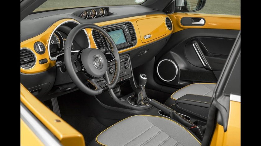 Volkswagen Beetle 2016 салон