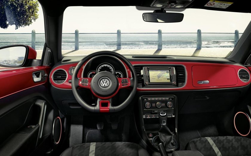 Volkswagen Beetle 2020 салон