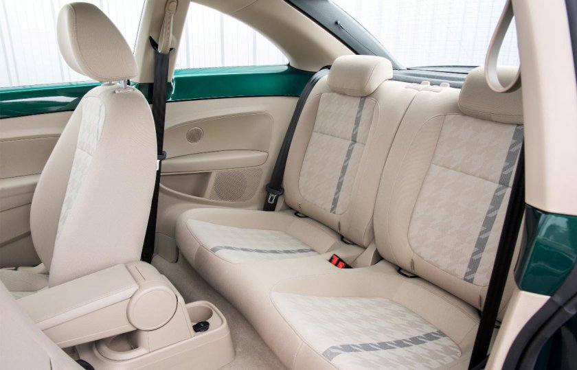 Volkswagen Beetle a5 салон