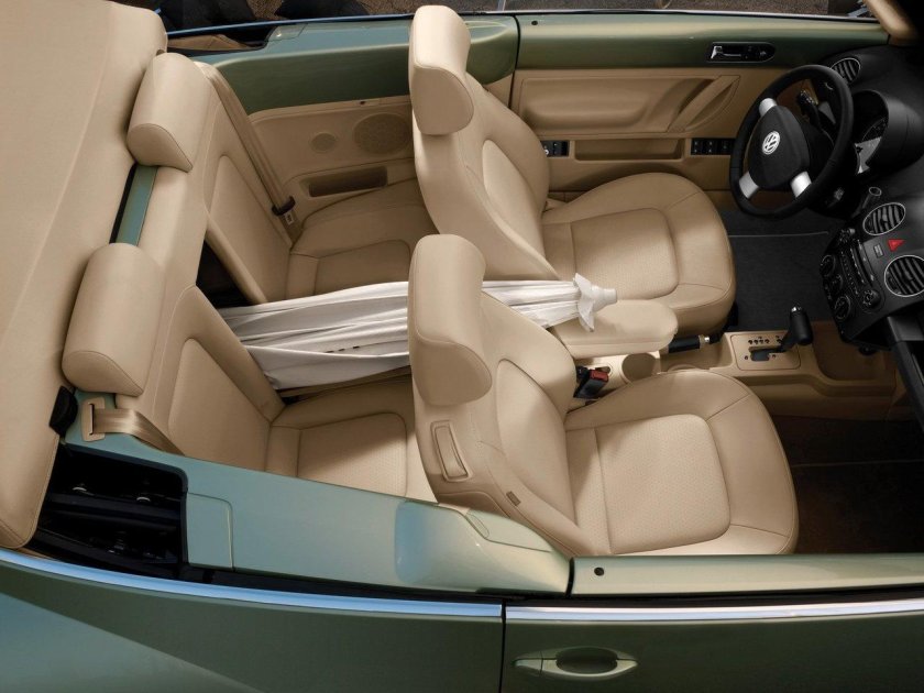 Салон Volkswagen New Beetle a4