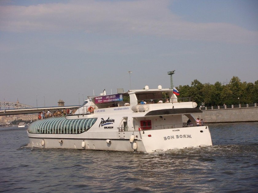 Яхта Бон Вояж Рэдиссон