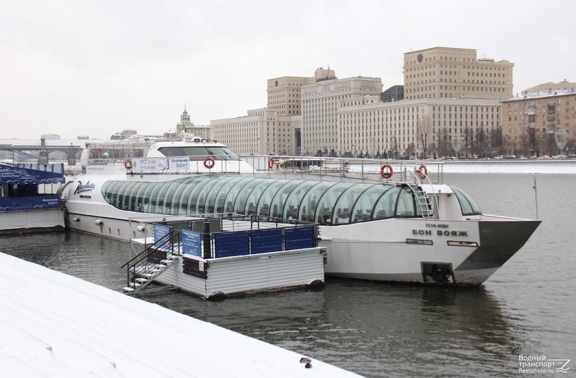 Бон Вояж теплоход